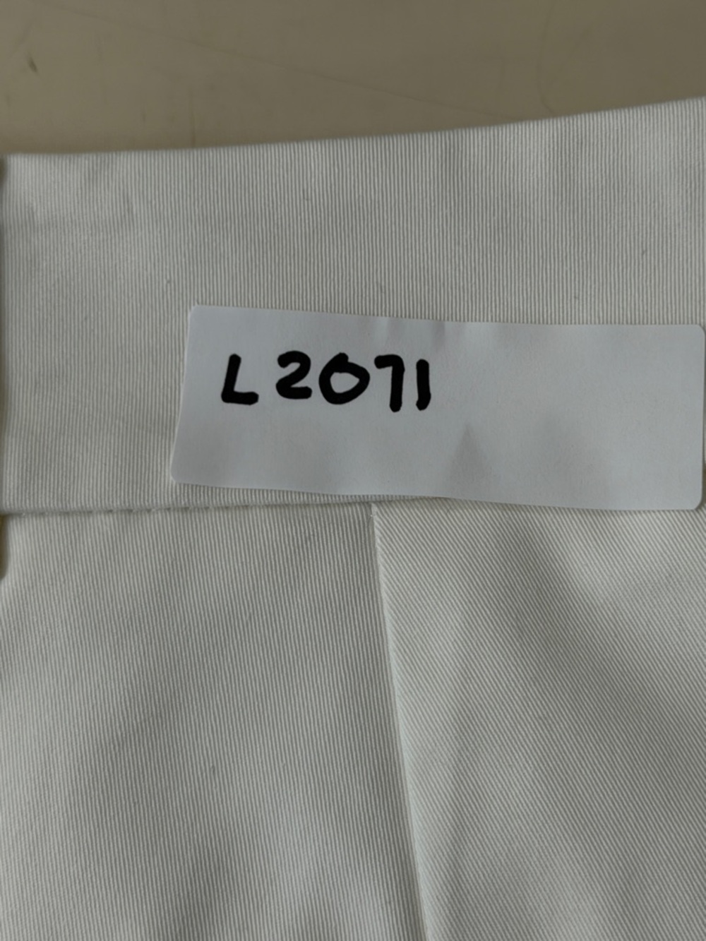 Ann Taylor White Devin Metro Short - Picture 10 of 10